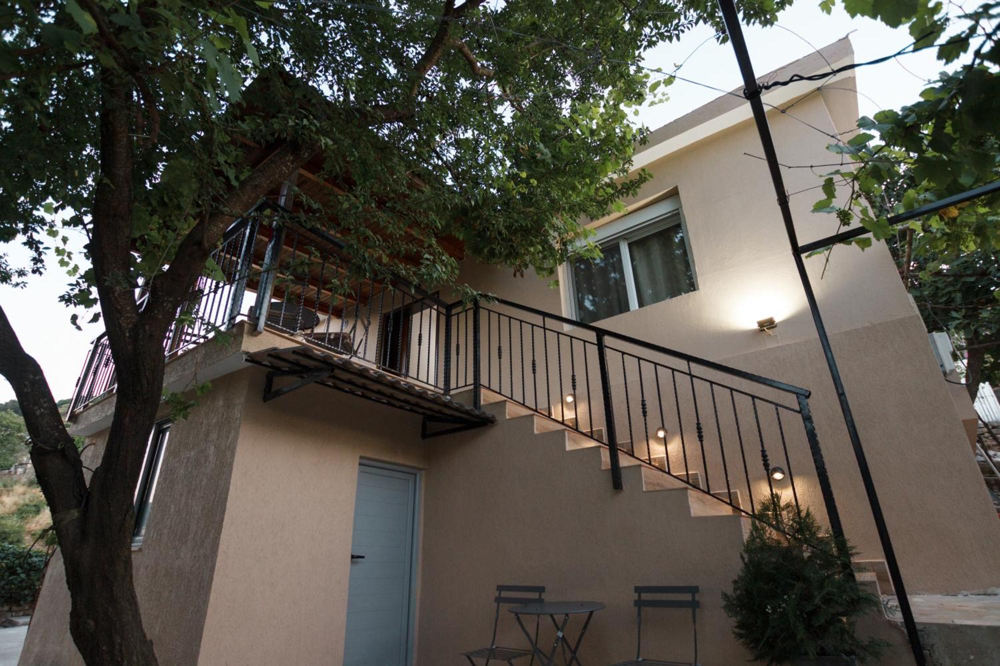 Vila Agimi 65 Gjirokaster Exterior photo