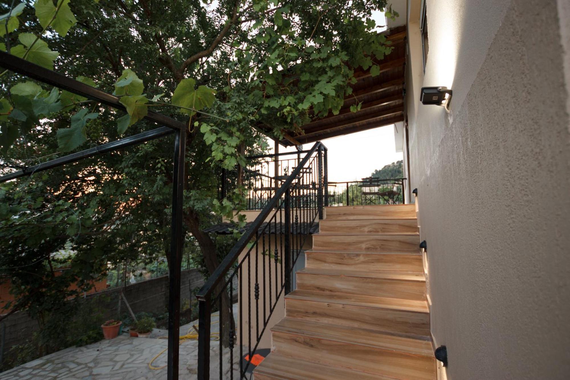 Vila Agimi 65 Gjirokaster Exterior photo